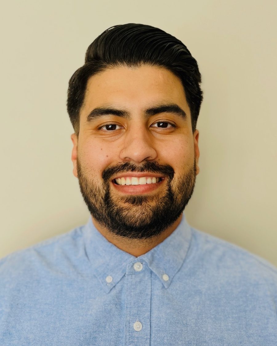Portrait of Andrew Amezquita, LCSW, founder of Mind Moves Performance